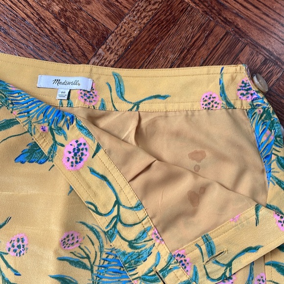 Madewell Silk Side-Button Skirt in Painted Blooms - Picture 7 of 8